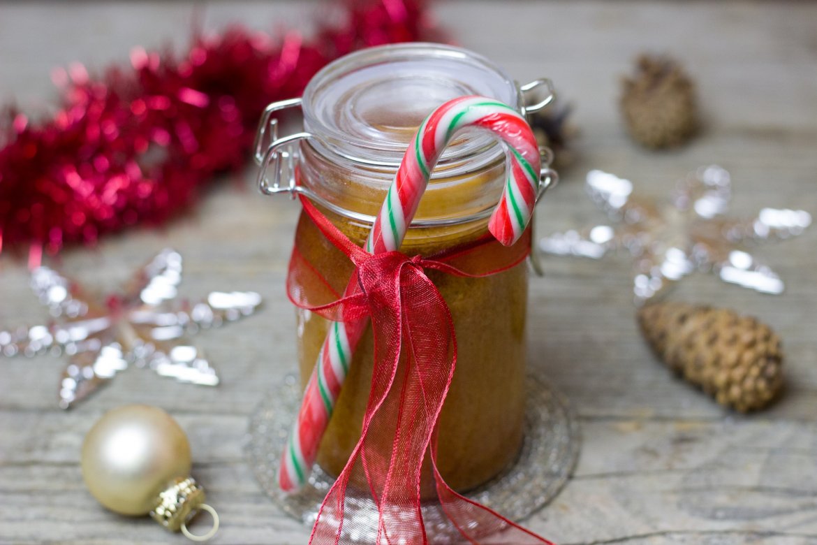 Using Food To Decorate At Christmas